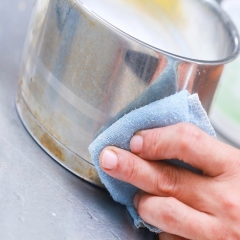 6 проверенных способов, как очистить дно пригоревшей кастрюли