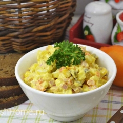 Салат «Оливье» с кукурузой