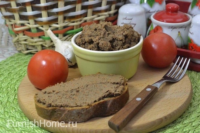 Печеночный паштет с овощами