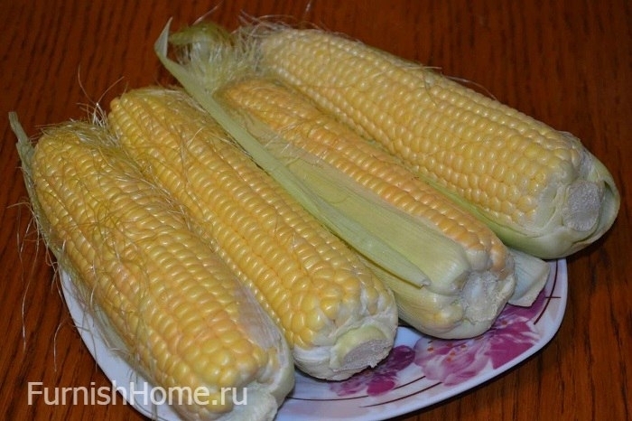 Вареная кукуруза с сыром