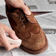 Как убрать потертости на обуви