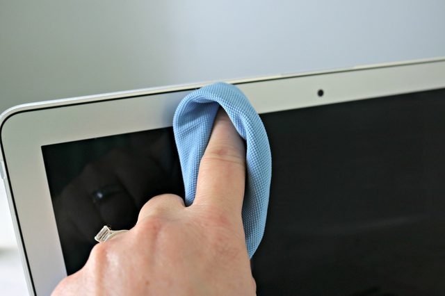 Как почистить ноутбук