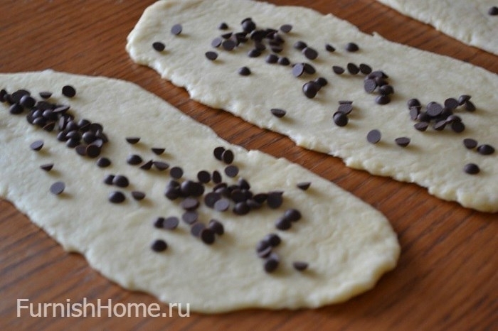 Дрожжевые булочки с шоколадными дропсами