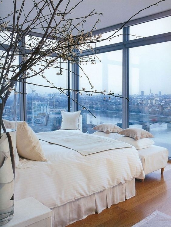 Как улучшить атмосферу в спальне: 7 практичных решений