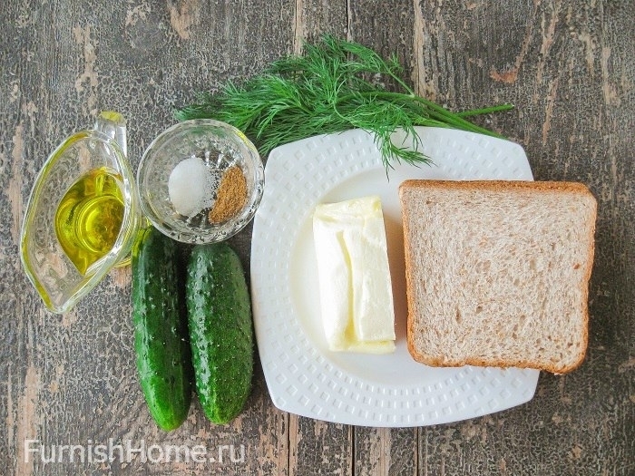 Сэндвичи с огурцами и ароматизированным маслом