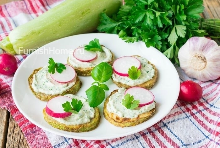 Закуска из жареных кабачков с плавленым сыром