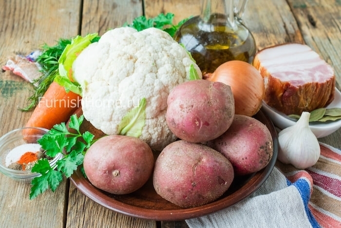 Суп с копченой грудинкой и цветной капустой