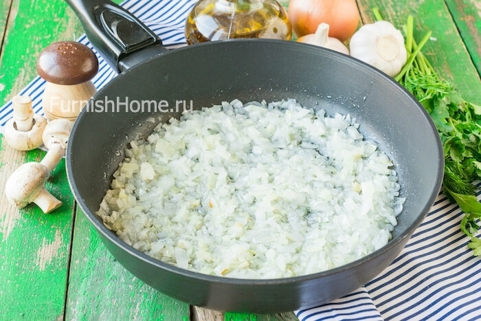 Печеночный торт из куриной печени с шампиньонами и луком