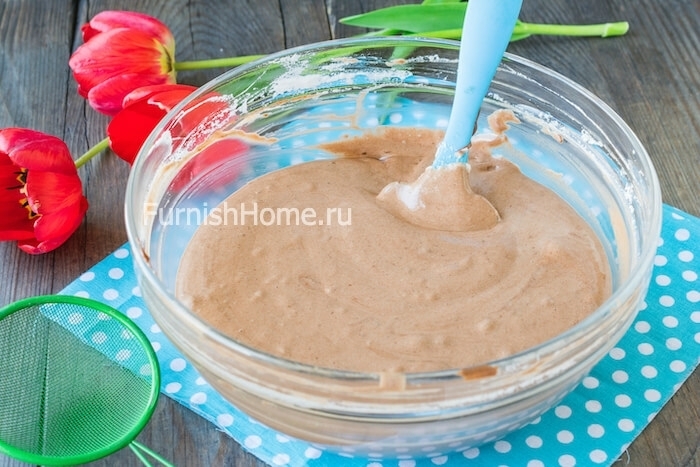 Шоколадный торт с банановым кремом и грецкими орехами