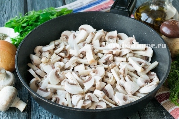 Гречневый суп-пюре с грибами: сытно, очень вкусно и крайне просто