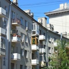 Почему в СССР строили в основном пятиэтажные и девятиэтажные дома?