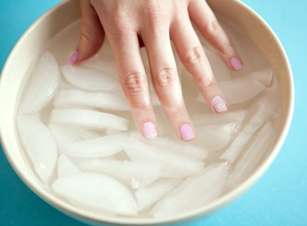 Как быстро высушить ногти: рабочие способы для экспресс-маникюра