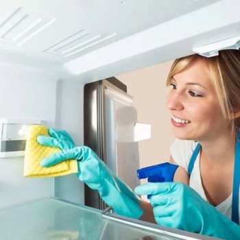 Чем мыть холодильник от запаха: только свежесть на вашей кухне