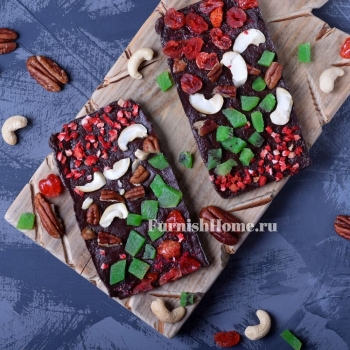 Шоколадная плитка с орехами и сухофруктами