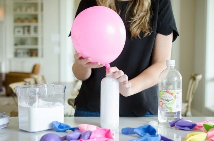 Как надувать шарики гелием в домашних условиях: методы для разного типа шаров