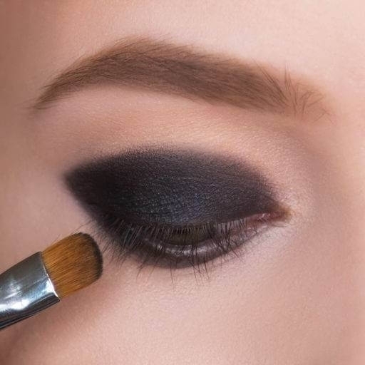 Макияж Smoky Eyes в 2021: как сделать смоки айс пошагово, инструкции, фото готового мейка