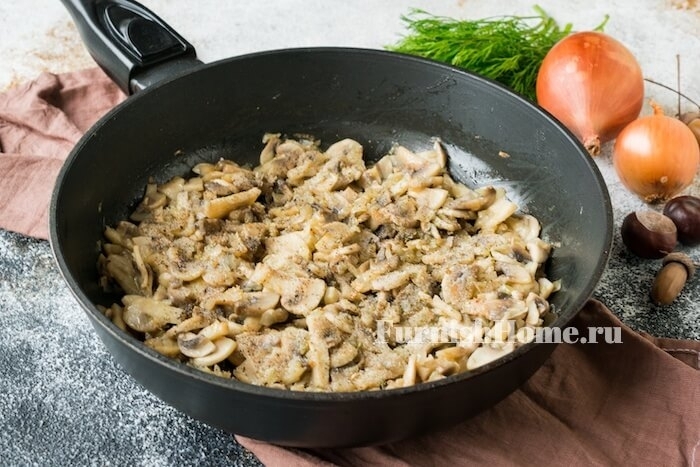 Блины с сыром и грибами