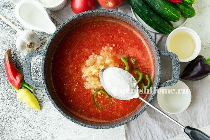 Салат из огурцов в томате