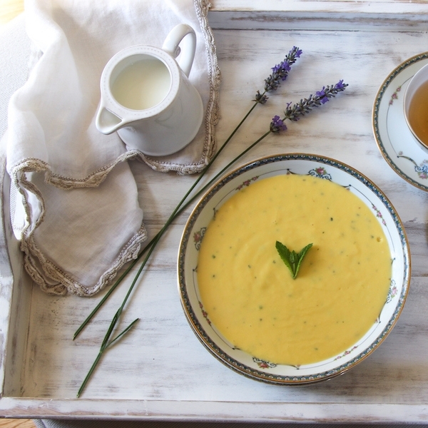 Манговый суп с кокосом и лаймом