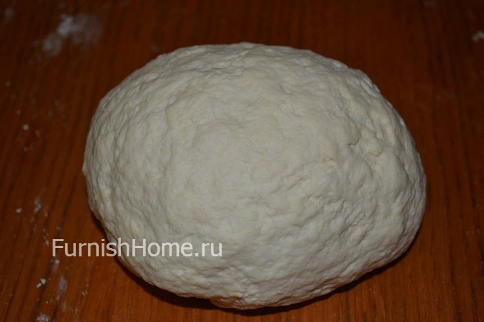 Открытые пирожки с копченым сыром и колбасой