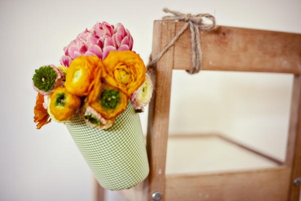 Подвесная ваза для цветов