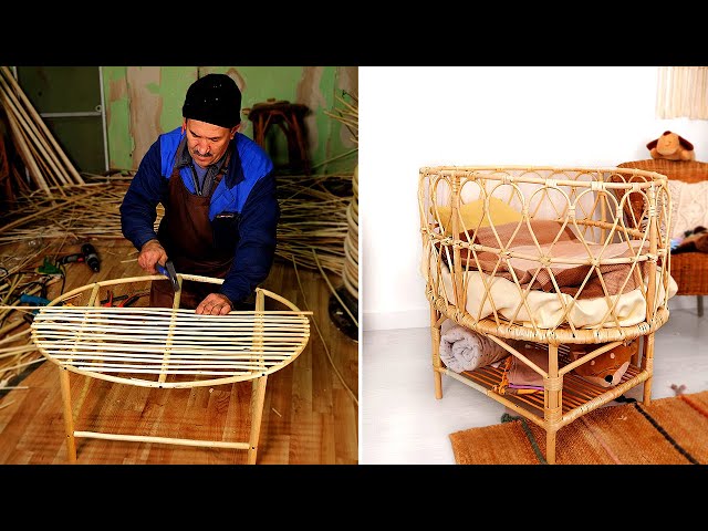 Деревянная мебель и музыкальный инструмент ручной работы