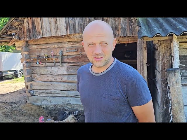 Летом надо быстро построиться, чтоб успеть порыбачить и попутешествовать